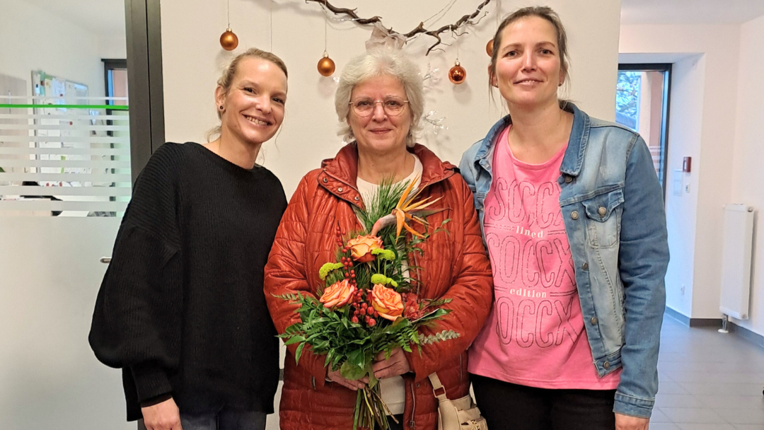 Danke, liebe Petra! Nach 16 Jahren voller Engagement, Herz und Hingabe verabschieden wir unsere geschätzte Kollegin Petra in den wohlverdienten Ruhestand.
